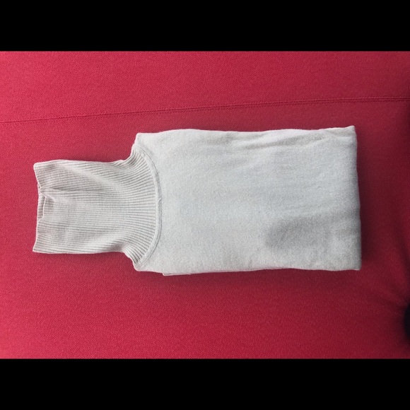 Turtle neck sweater - Picture 4 of 5
